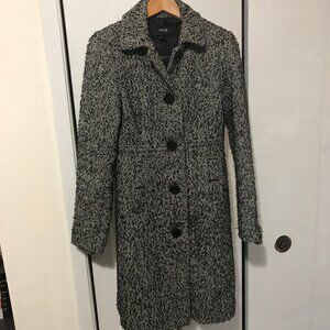 Jacob Ladies Black And White Coat Size Small